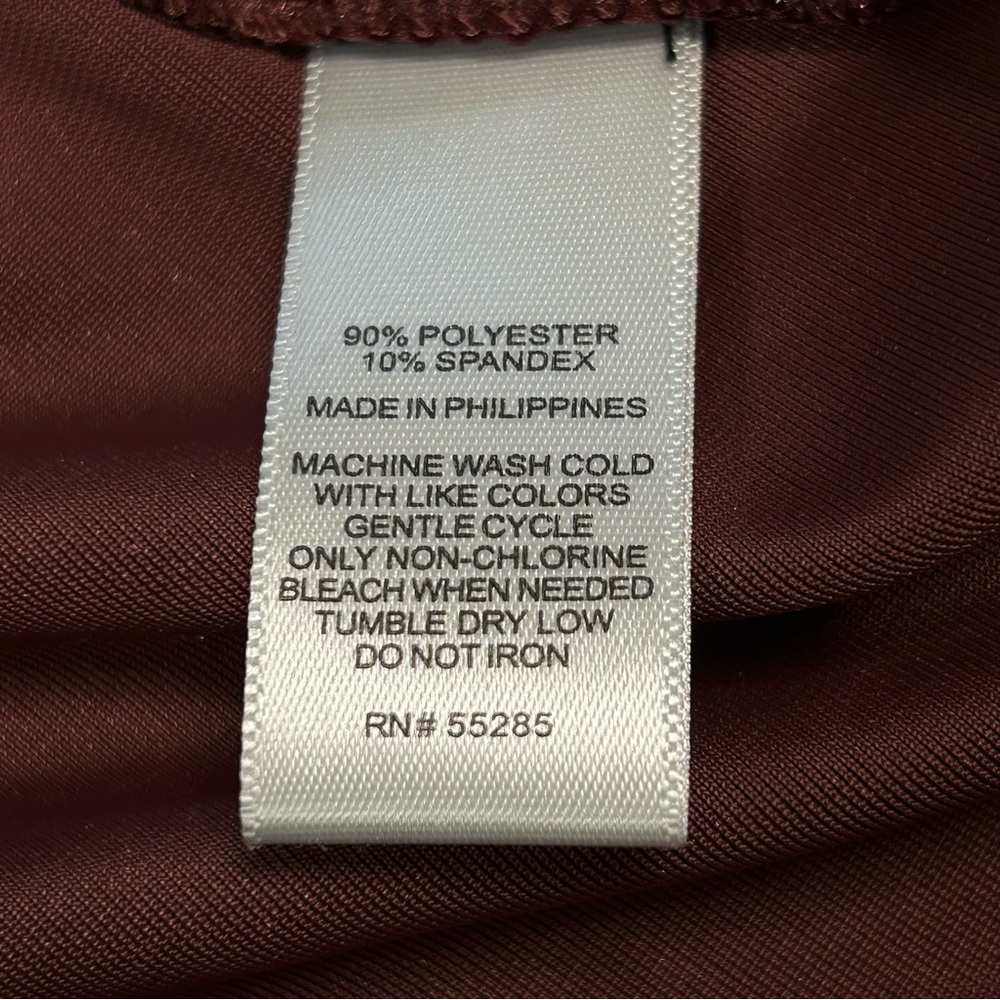 Express Womens Velvet Dress Size‎ M Stretch Knee Length Pull On Red Regencycore - Picture 8 of 8